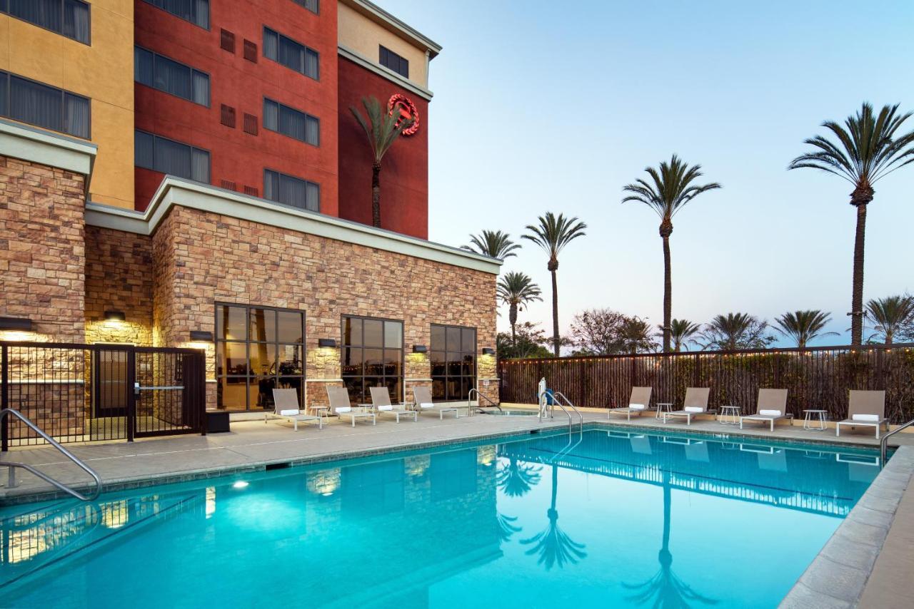 Sheraton Garden Grove-Anaheim South Bagian luar foto